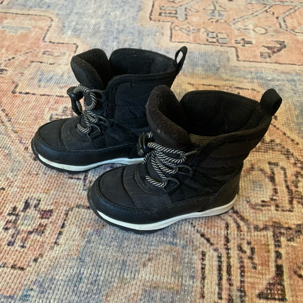 Weestep toddler winter boot pull on Sz 7 GUC